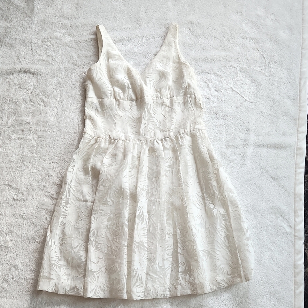 Evan Piccone Ivory Elegant Dress Sz 15